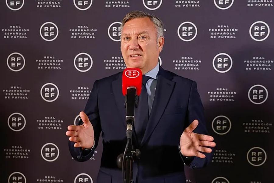 Luis Medina Cantalejo, președintele Comisiei de Arbitri. Foto: Marca Deznodământul întâlnirii explozive dintre Real Madrid și reprezentanții comisiei de arbitri din La Liga