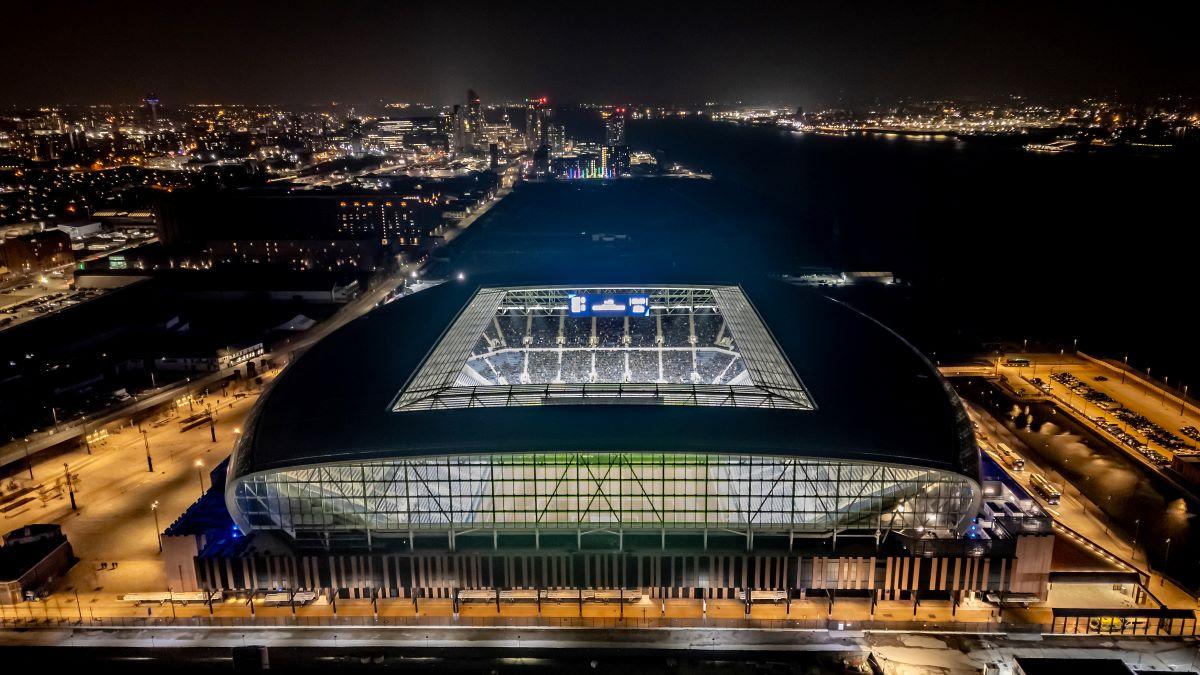 Suspendat în Premier League după ce a intrat cu trusa de scule pe stadion! Ce plănuia să facă