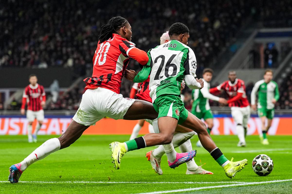 Dramatism total în AC Milan – Feyenoord » Prostia lui Hernandez le interzice italienilor prezența în optimi