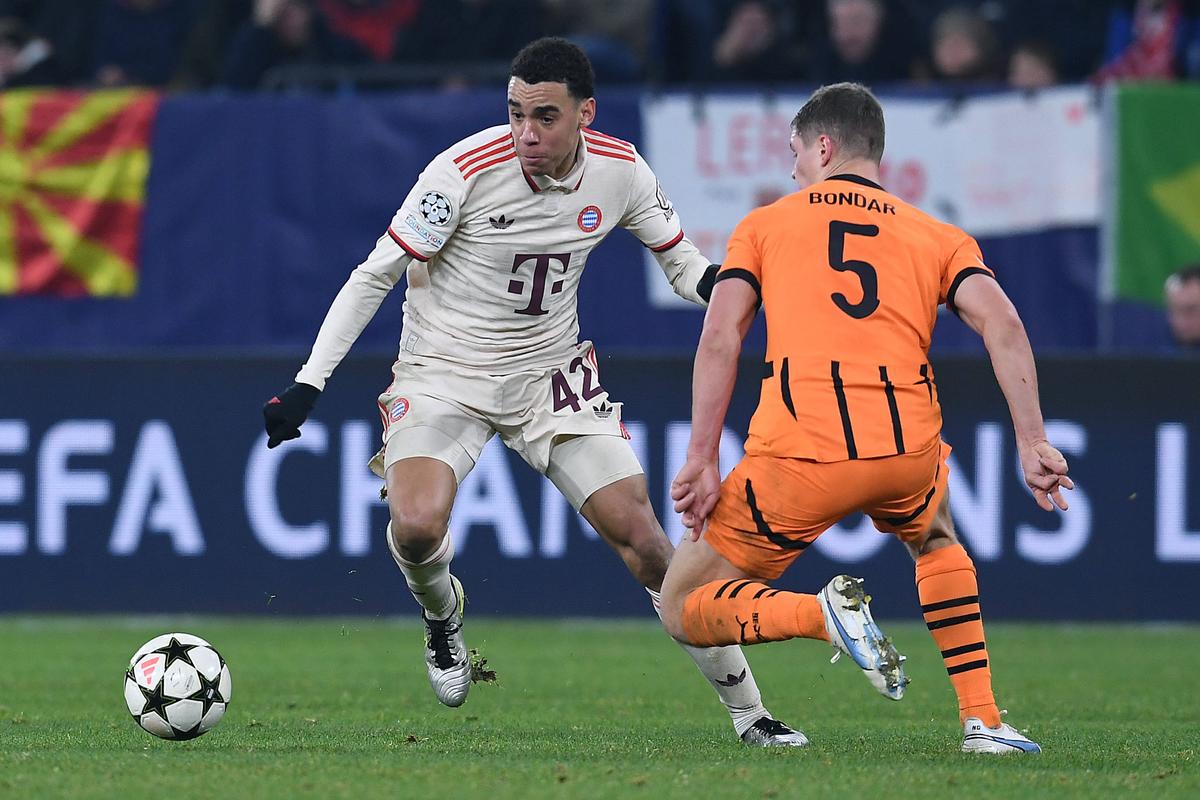 UEFA a luat decizia » De ce nu își poate folosi Bayern echipamentul tradițional în Liga Campionilor