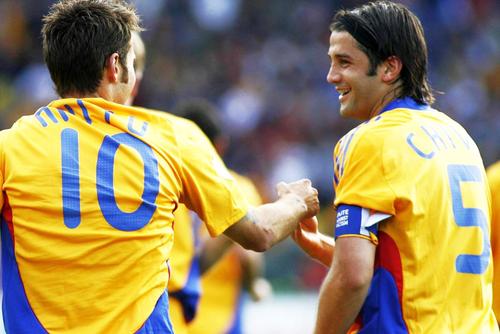 Cristi Chivu și „Briliantul” Adrian Mutu au fost liderii ultimei naționale tari a României / Foto: Imago