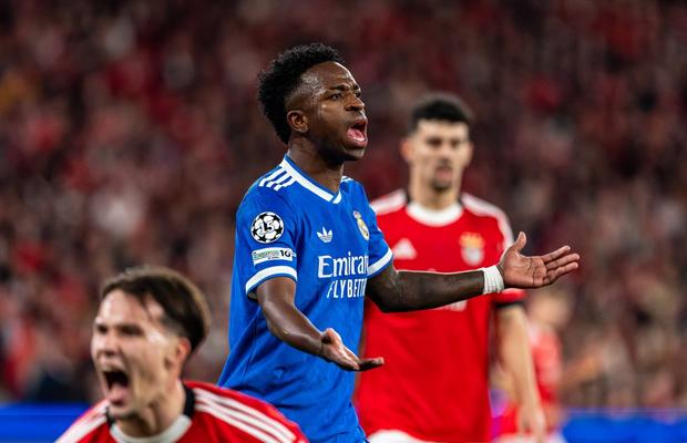 Vinicius Jr. a postat revoltat pe rețelele de socializare: „Trebuie să își pună tricoul la gură pentru a arăta cât de slabi sunt!”