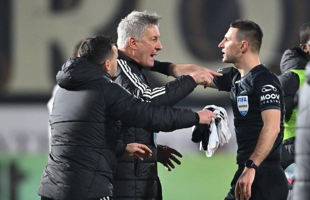 Cine va arbitra derby-ul Rapid - Dinamo » Ultimul meci al „centralului”, urmat de scandal