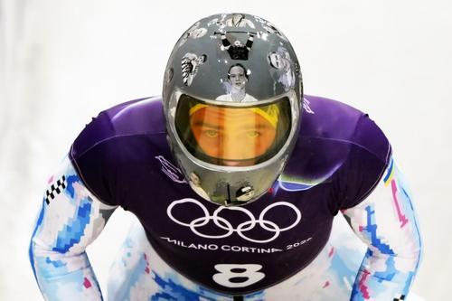 Casca purtată de Vladyslav Heraskevych / Imago Images