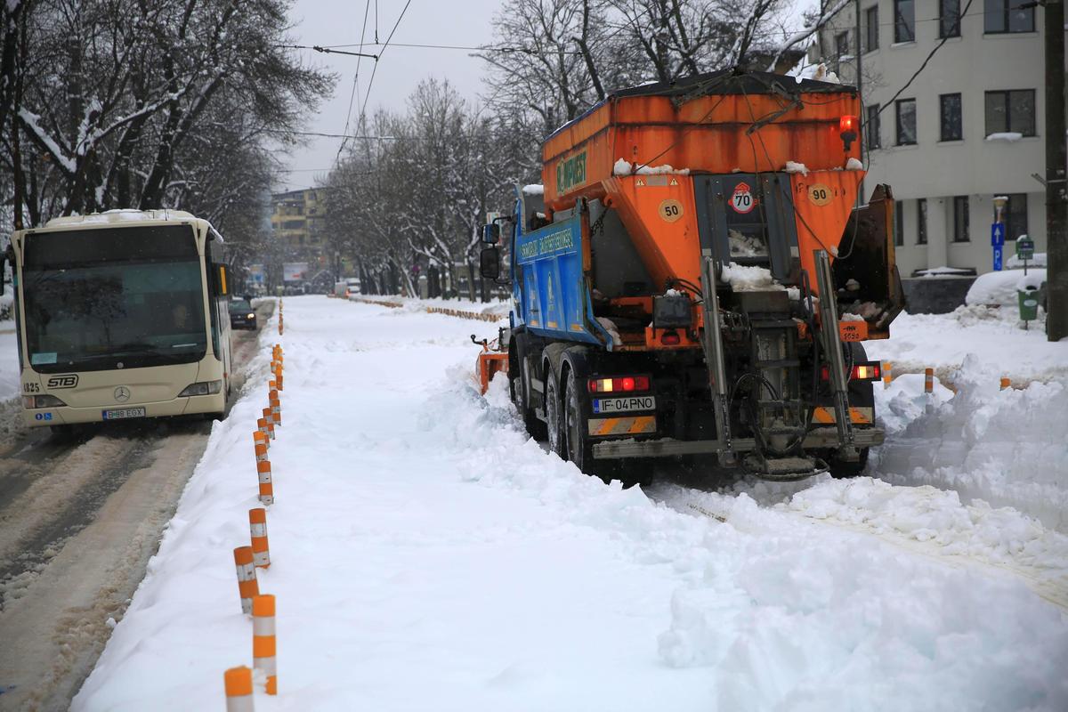 Zăpadă București - februarie 2026