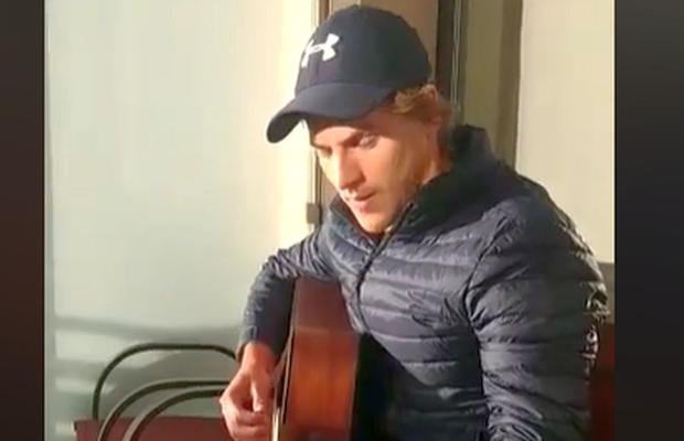 CORONAVIRUS. VIDEO Fotbaliștii din Liga 1 își arată talentele ascunse: „Câte scaune ar întoarce?” :)