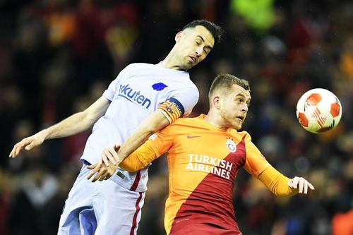 Alex Cicâldău, mijlocașul român de 24 de ani, care a executat cornerul la golul cu capul al lui Marcão din Galatasaray - Barcelona 1-2