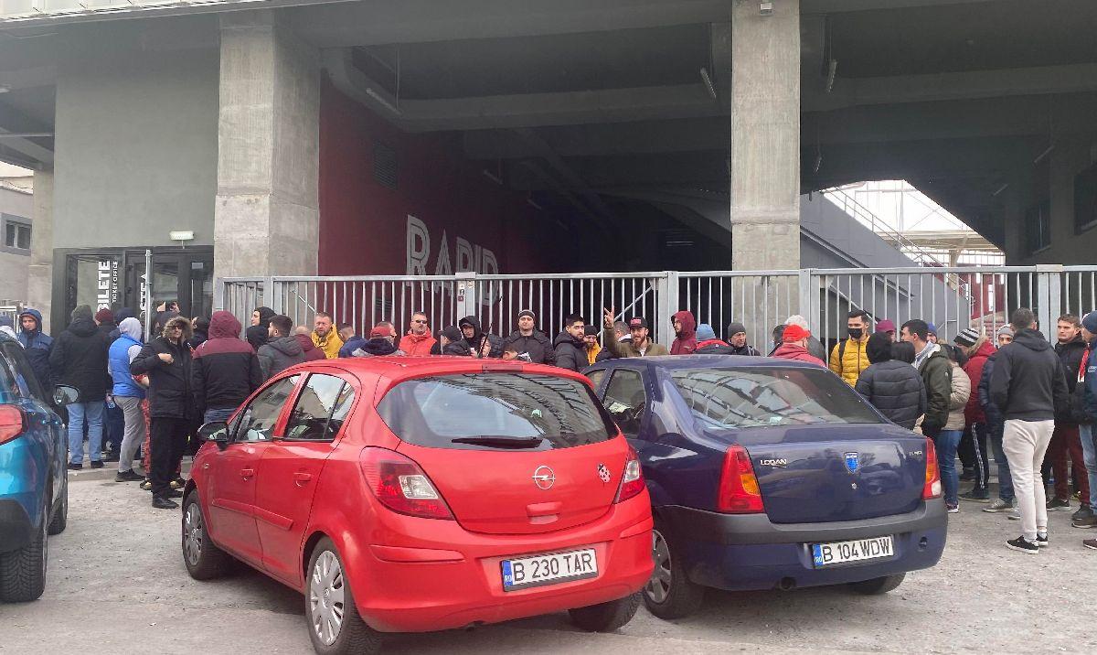 Rapidiștii au luat cu asalt casele de bilete » Ce s-a întâmplat azi, în Giulești