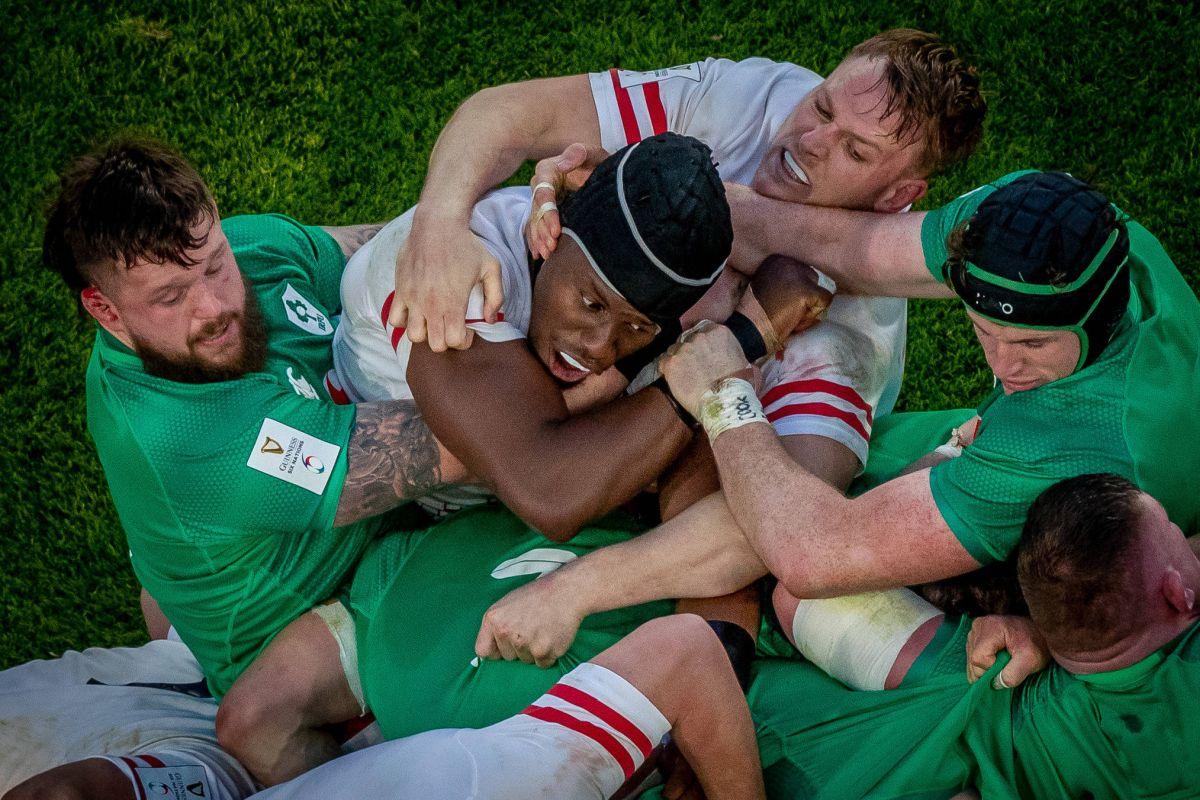 Irlanda spulberă tot și câștigă neînvinsă Six Nations!
