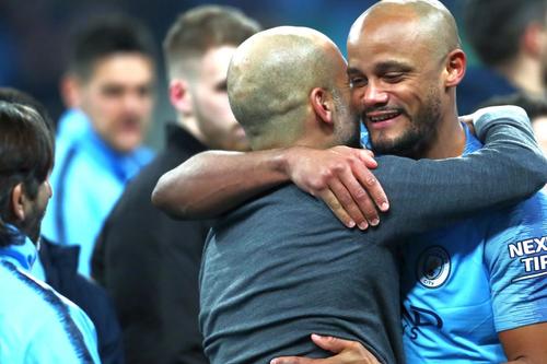 Vincent Kompany și Pep Guardiola, două legende ale „cetățenilor” / Sursă foto: Guliver/Getty Images