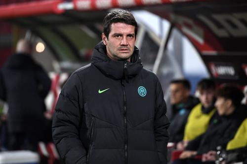 Cristi Chivu (42 de ani), fostul fundaș al echipei naționale, a spus că a refuzat mai multe oferte din partea Federației Române de Fotbal, pentru ca acesta să devină selecționerul României. 
Foto: Imago