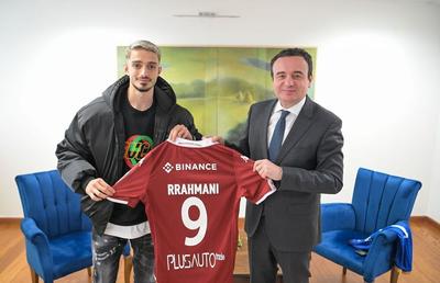 Albion Rrahmani s-a întâlnit cu premierul din Kosovo: „Atacantul preferat al întregului campionat românesc”