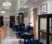 Pe ce sumă vinde Ilie Dumitrescu Hanul cu Tei, proprietatea sa celebră din Centrul Vechi