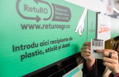 Ziua Mondială a Reciclării. Cantitatea de ambalaje SGR returnate de români în 2024, suficientă cât să umple Casa Poporului