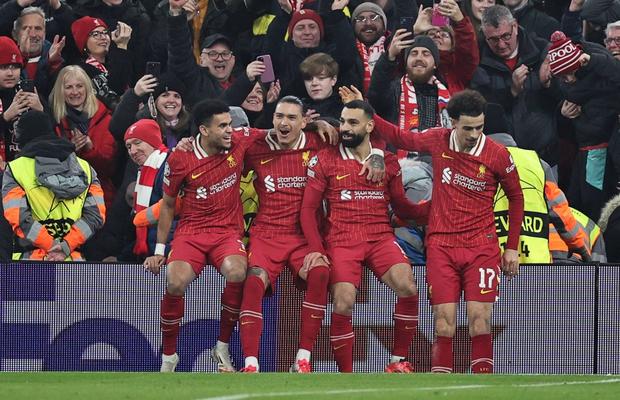 Un fost emblematic atacant îi imploră pe șefii lui Liverpool: „Pentru numele lui Dumnezeu, dați-i cât vrea și gata!”