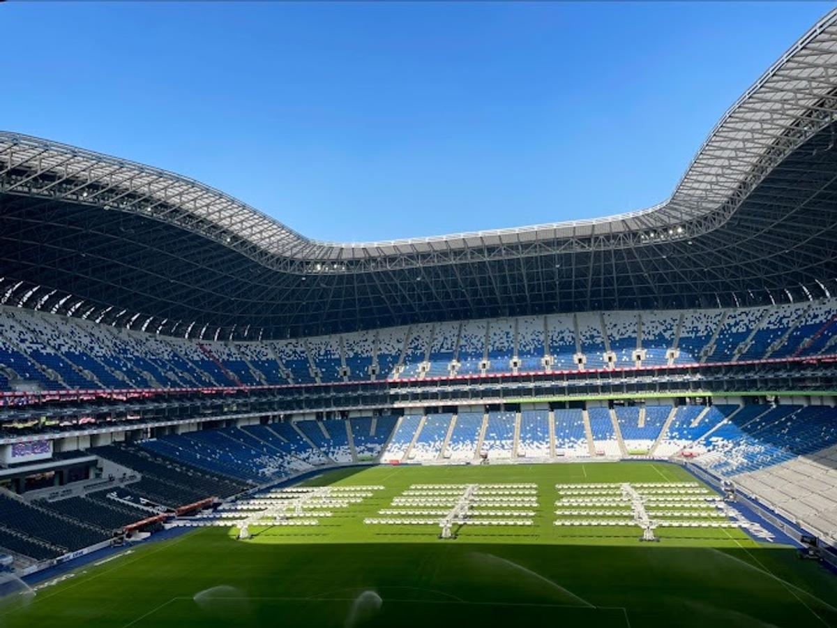România începe drumul spre CM 2026 » Cum arată Mondialul-gigant: 3 țări, 16 orașe și 104 meciuri + Avertismentul experților