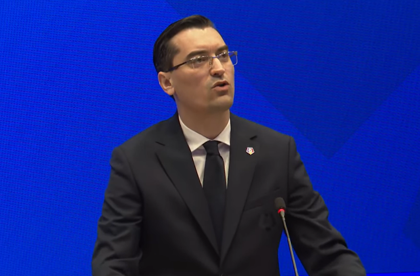 Avem rezultatul: Burleanu a obținut 258 de voturi
