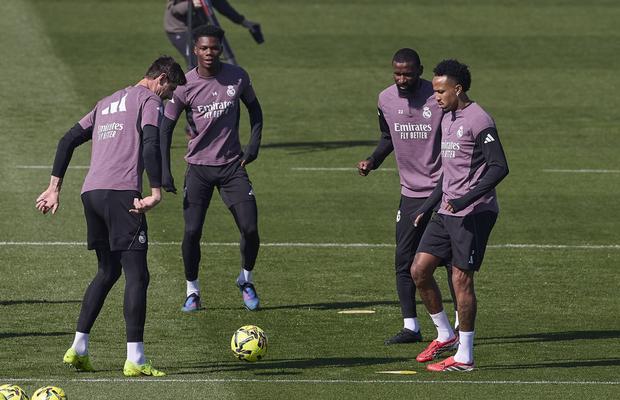 Pierdere gravă la derby-ul cu Atletico: doar el scăpase! » Al șaselea indisponibil din apărarea lui Alvaro Arbeloa