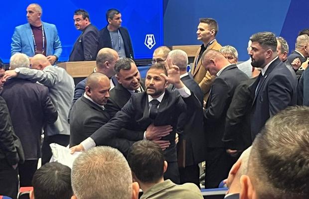 Alegerile FRF au trecut, dar urmează alte episoade în instanțe: „Decent ar fi să-și dea demisia!”