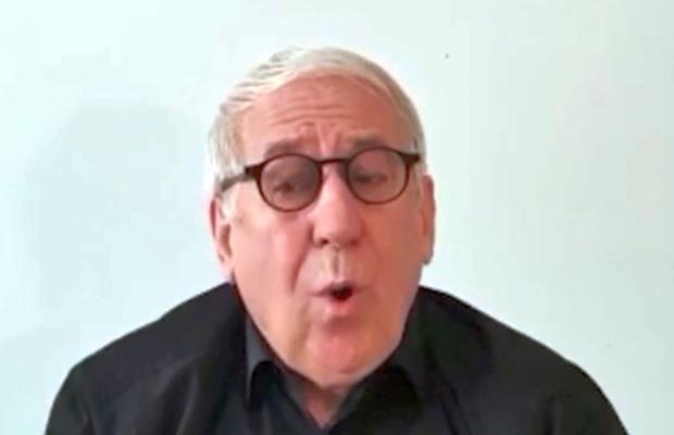 VIDEO. Actorul George Mihăiță recită ultima poezie a președintelui FCSB Valeriu Argăseală: „Mi-e inima scăldată în lumină / Și sufletul așa cum n-a mai fost”