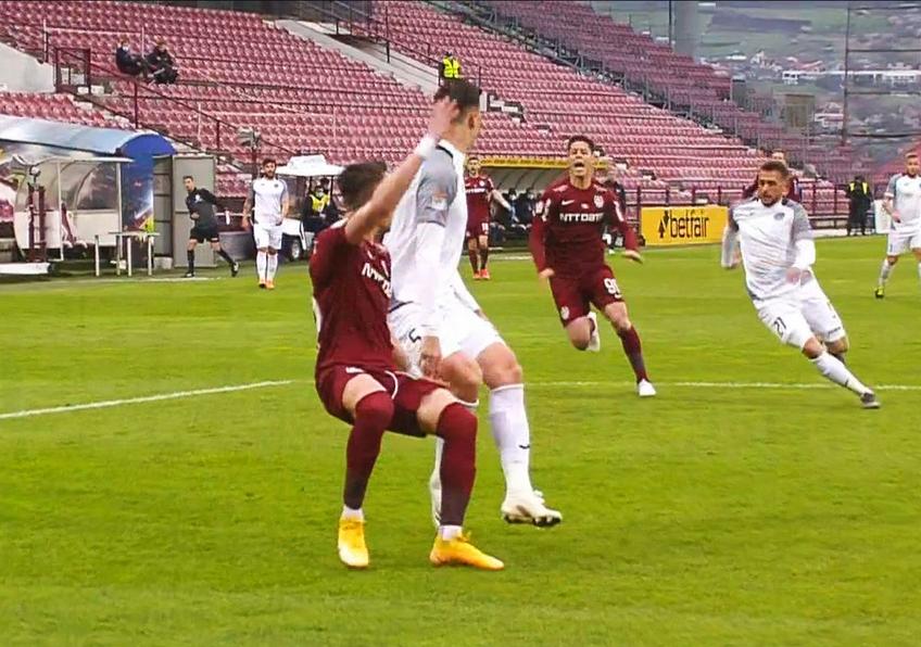 CFR Cluj a cerut penalty în minutul 14 al meciului cu Academica Clinceni, din prima etapă a play-off-ului. Florin Gardoș a blocat mingea cu mâna, la o acțiune a lui  Valentin Costache. 
FOTO: Captură TV @Telekom Sport