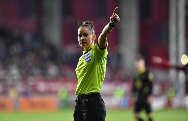 Doi arbitri din România merg la Campionatul Mondial de fotbal feminin din 2023