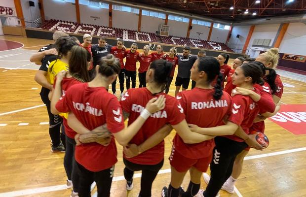Naționala de handbal feminin a reușit să aterizeze în zori în Feroe, după 10 ore de așteptare pe aeroportul din Copenhaga