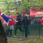Imagini de o violență extremă au fost surprinse de reporterii GSP în apropierea stadionului din Ghencea