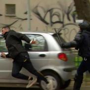 Imagini de o violență extremă au fost surprinse de reporterii GSP în apropierea stadionului din Ghencea
