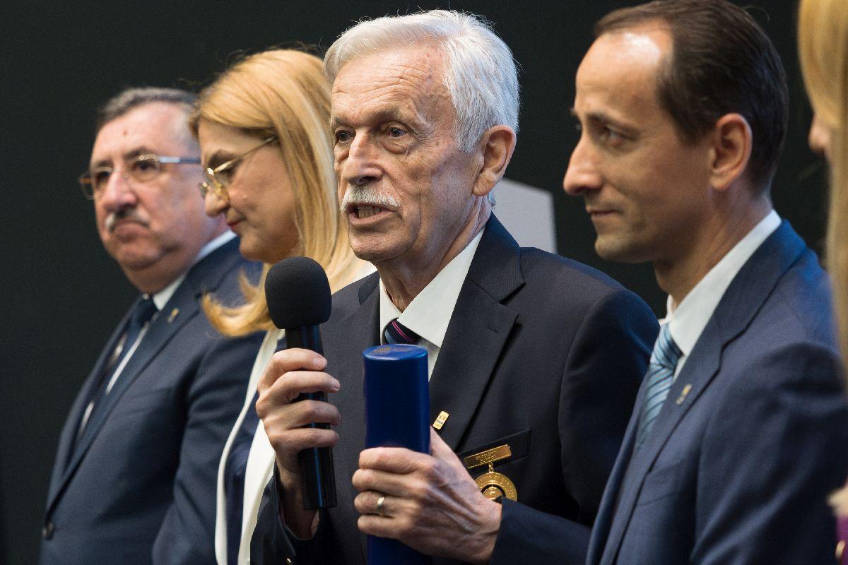 Zi de gală și multe emoții la COSR » Ordinul Excelența Olimpică, acordat pentru 3 personalități din sportul românesc! „Greii” n-au lipsit de la eveniment