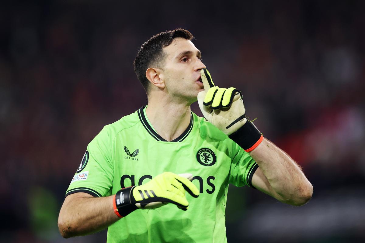 Emiliano Martinez în Lille - Aston Villa