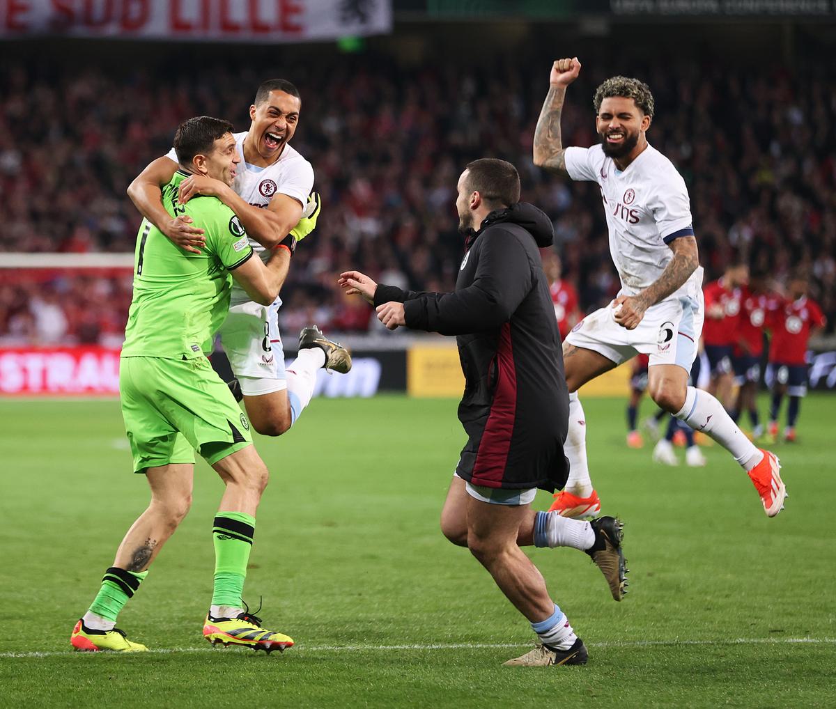 Emiliano Martinez în Lille - Aston Villa