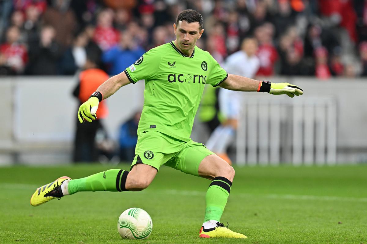 Emiliano Martinez în Lille - Aston Villa