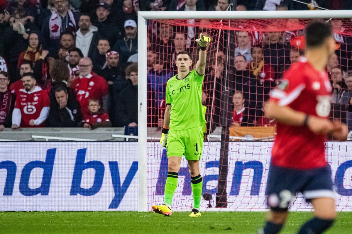 Emiliano Martinez în Lille - Aston Villa