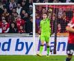 Ce încurcătură! Emiliano Martinez n-a fost eliminat după ce a primit două „galbene”, dar UEFA l-a suspendat » Care e explicația