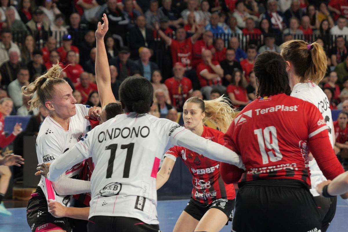 Brest a marcat 36 de goluri la Bistrița » Gloria are nevoie de un retur perfect pentru calificarea în Final Four-ul Ligii Campionilor