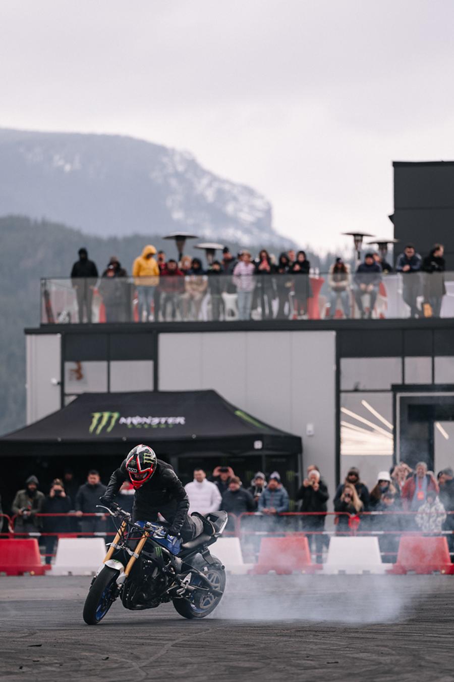 Cel mai nou și mai modern circuit de curse FIA/FIM din Bulgaria găzduiește primul său weekend internațional de curse de motociclete