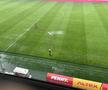 Imagini neconvenționale! Probleme grave la stadionul de 37 de milioane: meci întrerupt două ore » Aici va juca Dinamo în play-off