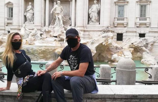 FOTO Cum a fost surprins Francesco Totti alături de soția sa irezistibilă » Nu credea că va face așa ceva vreodată