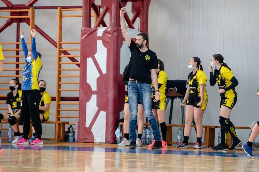 Sorin Bârză, la primul rezultat în cariera de antrenor FOTO Dan Potor O echipă de tradiție revine în primul eșalon. Știința București e fostă câștigătoare a Cupei Campionilor Europeni