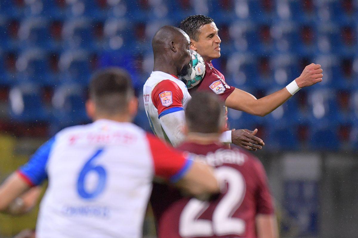 CFR Cluj, petrecere cu bere la Botoșani » Vergil Andronache, fostul „principal” al lui Becali, plonjon în vestiar 