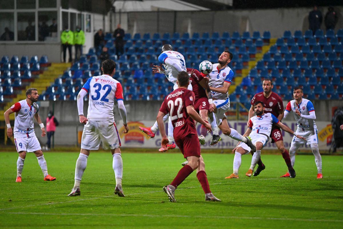 CFR Cluj, petrecere cu bere la Botoșani » Vergil Andronache, fostul „principal” al lui Becali, plonjon în vestiar 