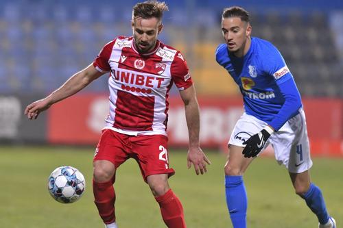 Marius Tomozei (31 de ani) a semnat cu Dinamo prelungirea contractului pentru încă un sezon. Fundașul dreapta a suferit o ruptură de ligamente în februarie care l-a ținut departe de gazon până la finalul sezonului.