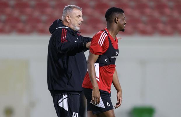 Cosmin Olăroiu, aproape de încă o finală în Emiratele Arabe Unite