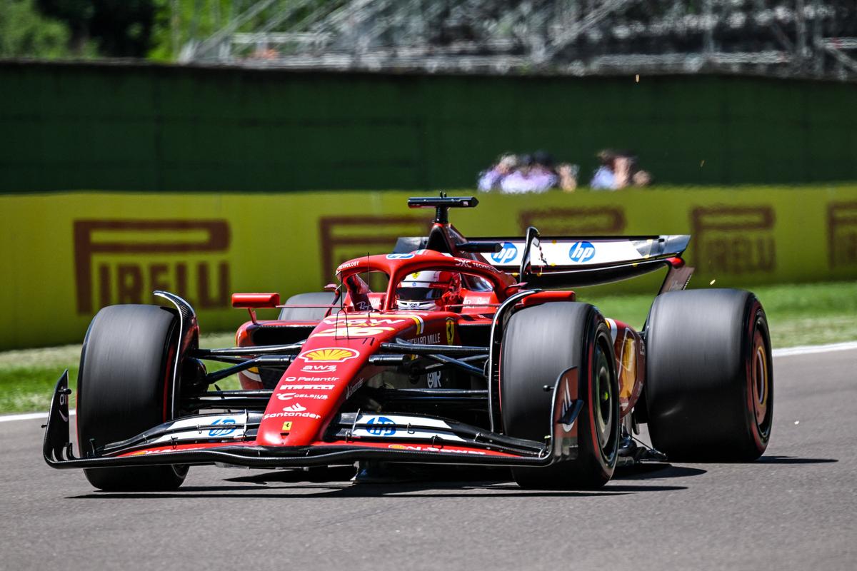 Max Verstappen este de neoprit! A bifat al optulea pole position consecutiv » Ferrari dezamăgește „acasă”