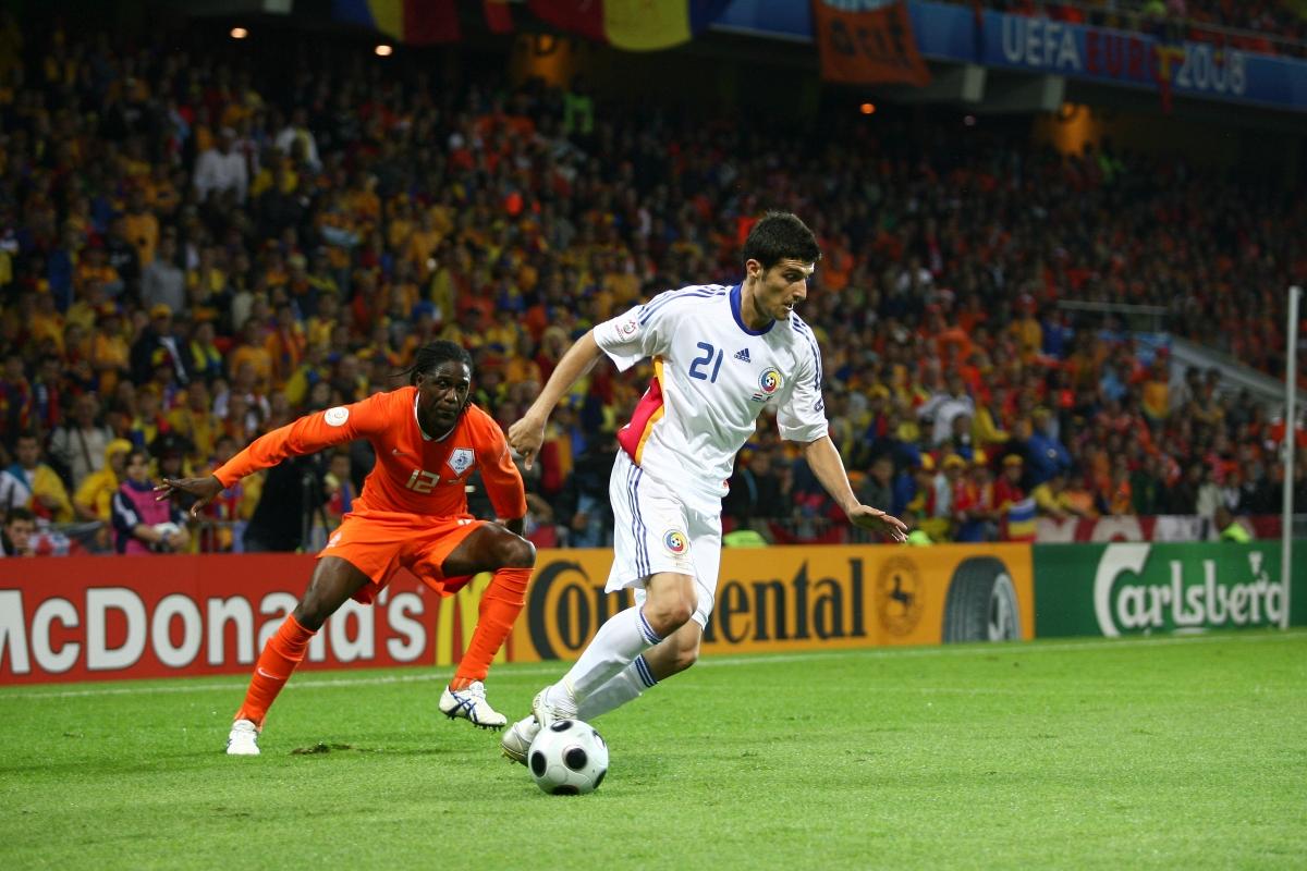 România la Euro 2008, în „Grupa morții” » Imaginile memorabile cu Cristi Chivu la imn, Adrian Mutu de la extaz la agonie, plus nedreptatea lui Ciprian Marica!