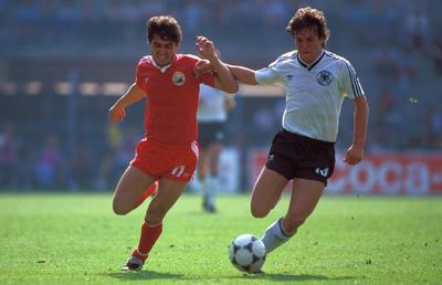 Povestea României la primul Euro, din 1984: am lăsat Italia acasă! » Fără niciun stelist, cu cel mai tânăr selecţioner pe bancă şi debutul lui Hagi la un turneu final la doar 19 ani