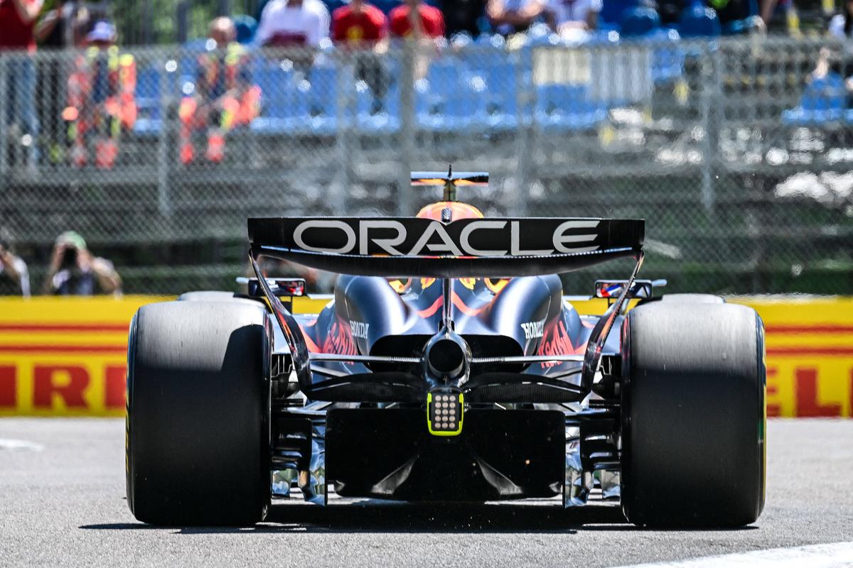 Max Verstappen este de neoprit! A bifat al optulea pole position consecutiv » Ferrari dezamăgește „acasă”