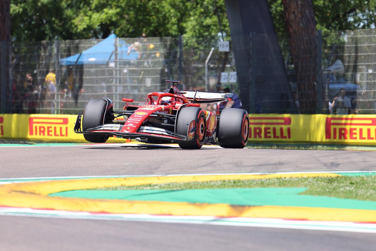 Max Verstappen este de neoprit! A bifat al optulea pole position consecutiv » Ferrari dezamăgește „acasă”
