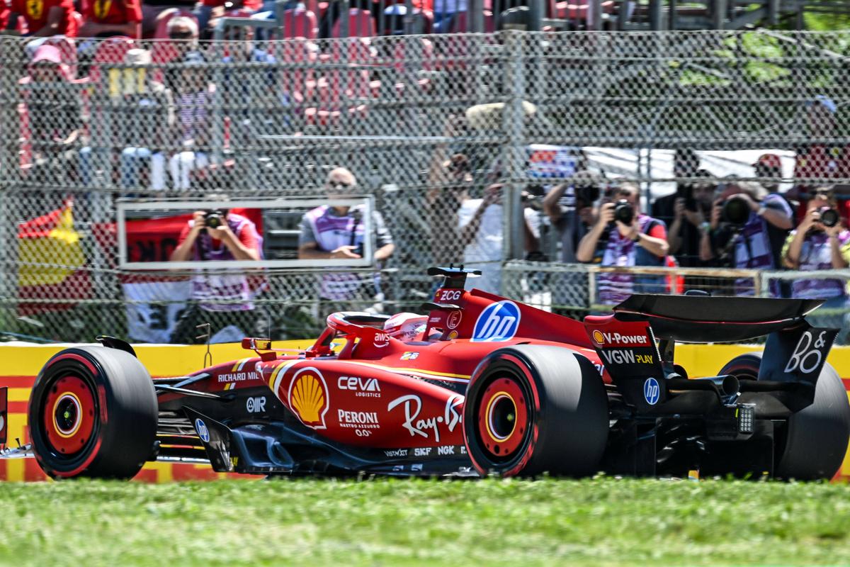 Max Verstappen este de neoprit! A bifat al optulea pole position consecutiv » Ferrari dezamăgește „acasă”